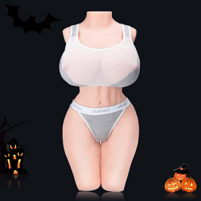 monica_fair_black_background_halloween