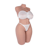 Monroe: muñeca sexual gordita y caliente de 31 kg